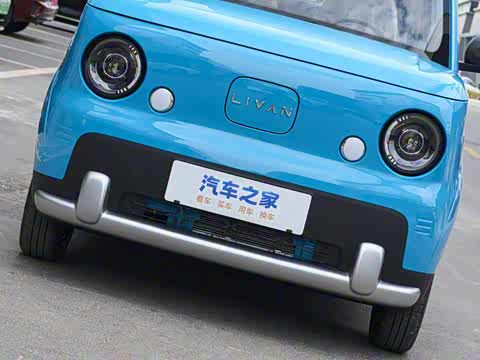 2025�� ������