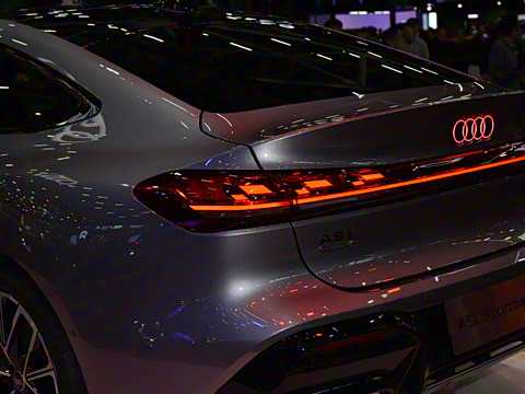 2026�� TFSI quattro 200kW �콢������