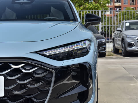 2026�� TFSI quattro 200kW �콢��