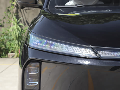 2025�� 185KM�����