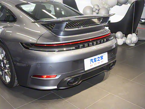 2026�� Carrera 3.0T