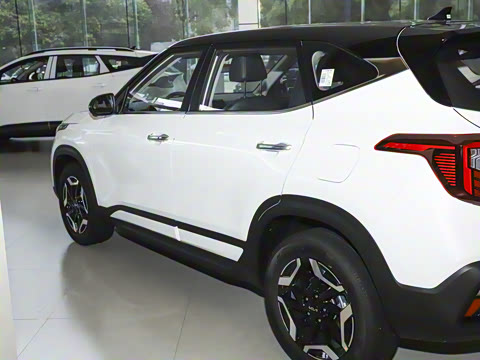 2026�� 1.5L IVT����������