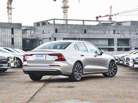 2026�� B4 ��Զ������