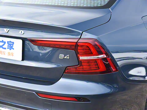 2026�� B4 ��Զ������