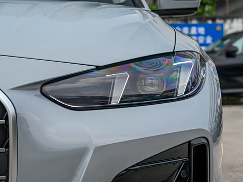 2026�� 425i Gran Coupe M�˶���װ