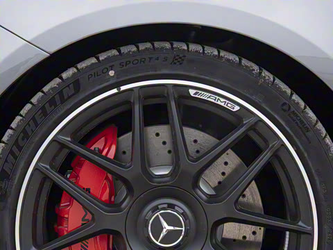 2025�� AMG CLA 45 S 4MATIC+