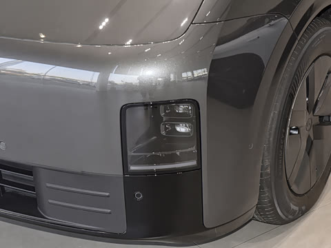 2025�� Ultra ���ܻ��°�