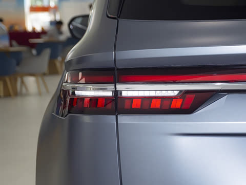 2025�� ������ 2.0TD �Զ����ǰ�