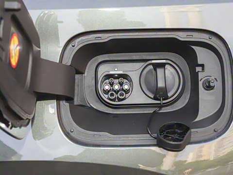 2025�� 205km Pro+��