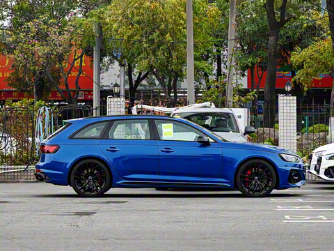 2024��  RS4 Avant ȼ���