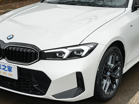 2026�� 330Li M�˶���ҹ��װ