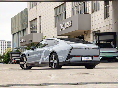 2025�� 750 ���������� Ultra