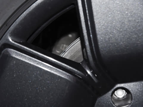 2025�� 215Զ�а�