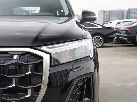 2026�� 45 TFSI quattro S line�˶���