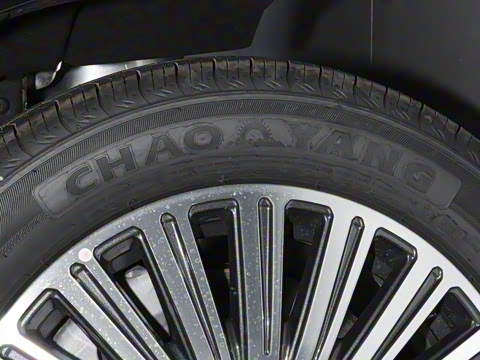 2025�� �Ŀ� MAX 2.0T �Զ������� ���� 7��