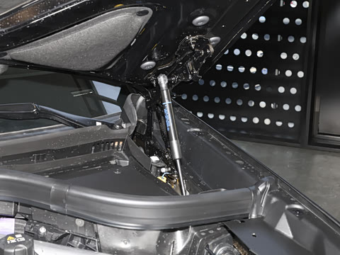 2026�� �Ŀ� xDrive 40Li M�˶���ҹ��װ