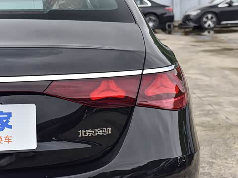 2026�� �Ŀ� E 260 L �����