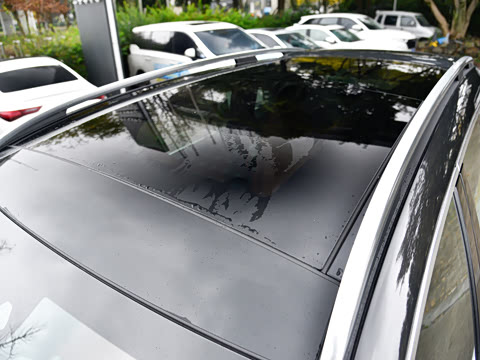 2026�� GLC 300 L 4MATIC ������ 5��