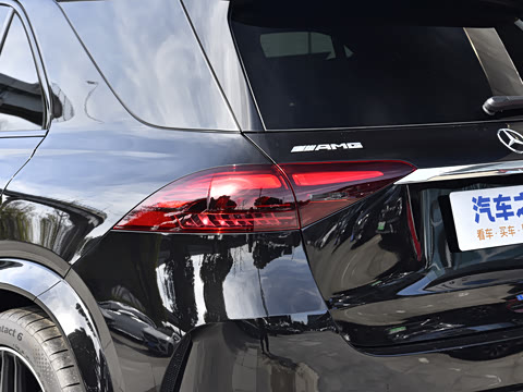 2026�� AMG GLE 53 4MATIC+