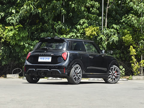 2026�� JOHN COOPER WORKS �ڱ��ر��