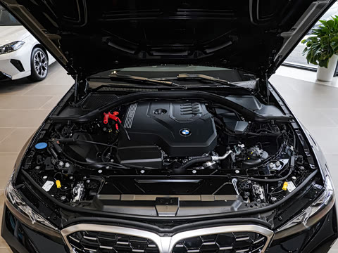 2026�� 325Li M�˶���װ