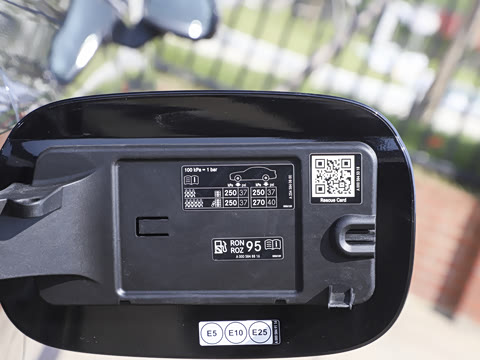 2026�� GLC 260 4MATIC ����SUV