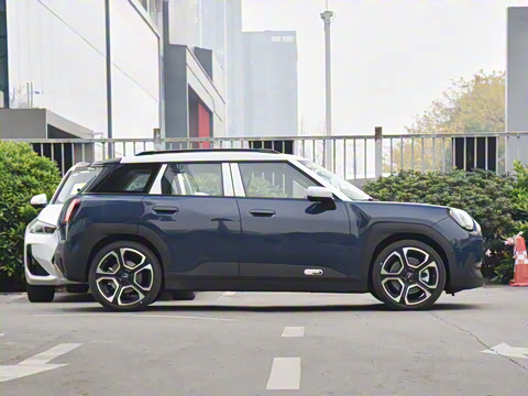 2025�� SE ������