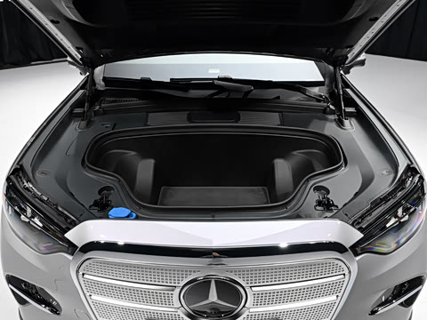 2026�� ����� 350 L 4MATIC