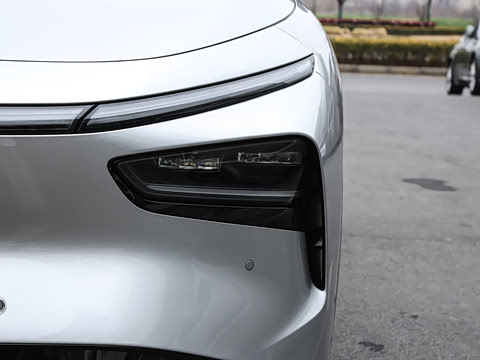 2026�� ���� 602 Max �콢��