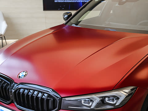 2026�� 330Li �����