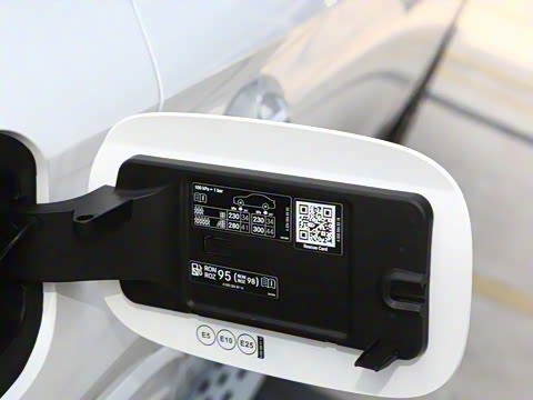 2026�� GLC 300 L 4MATIC ������ 5��