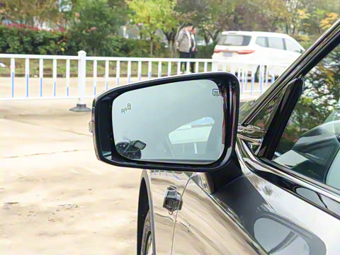 2026�� 660Max��ΪǬ��ADS SE��