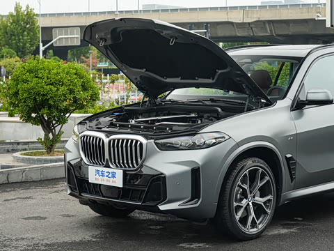 2025�� xDrive 30Li ������M�˶���ҹ��װ