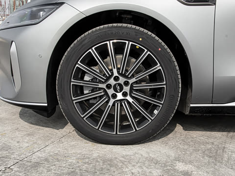 2025�� 260���������