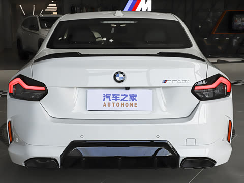 2026�� M240i xDrive