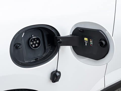 2026�� 463km COOPER SE ����������