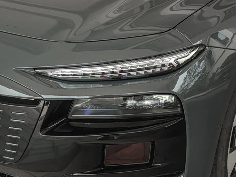 2026�� quattro Ǭ���Ǽݰ�