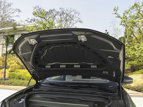 2026�� quattro Ǭ���Ǽݰ�