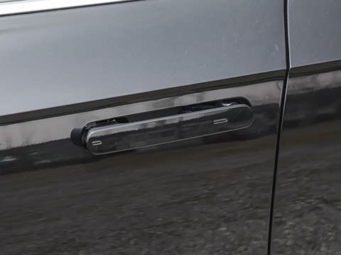 2026�� L 300TSI DSG ������