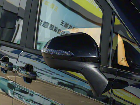 2026�� 2.0L �Զ���������� 7��