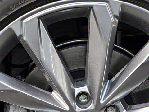 2025�� allroad quattro ̽���� 55 TFSI ����ԽҰ��