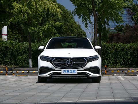 2026�� �Ŀ� E 300 L �����˶���