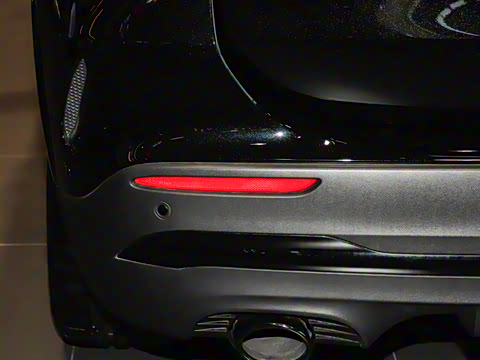 2025�� AMG GLA 35 4MATIC