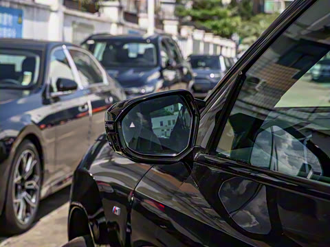 2025�� M50 xDrive