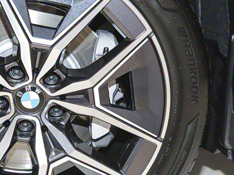 2026�� eDrive 40L M�˶���װ