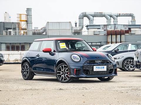 2025�� JOHN COOPER WORKS