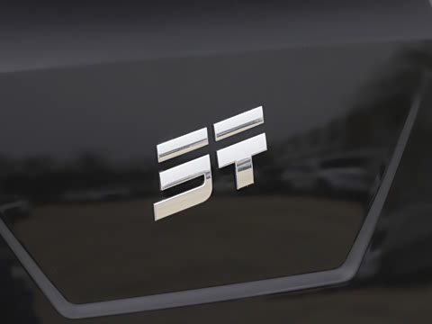 2026�� 211km XWD ����