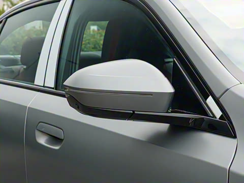 2026�� 530Li ������ M�˶���װ