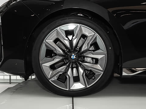 2026�� 740Li ������ ������װ