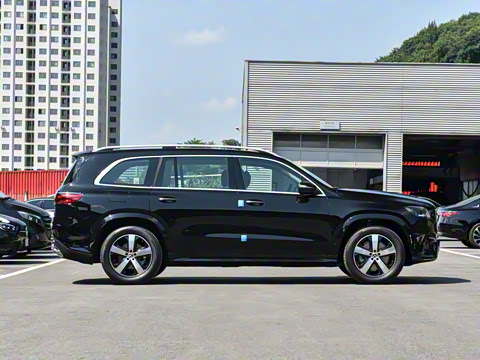 2025�� �Ŀ� GLS 450 4MATIC ������